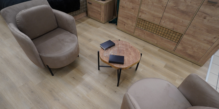 Dlaczego coraz więcej osób wybiera panele winylowe?