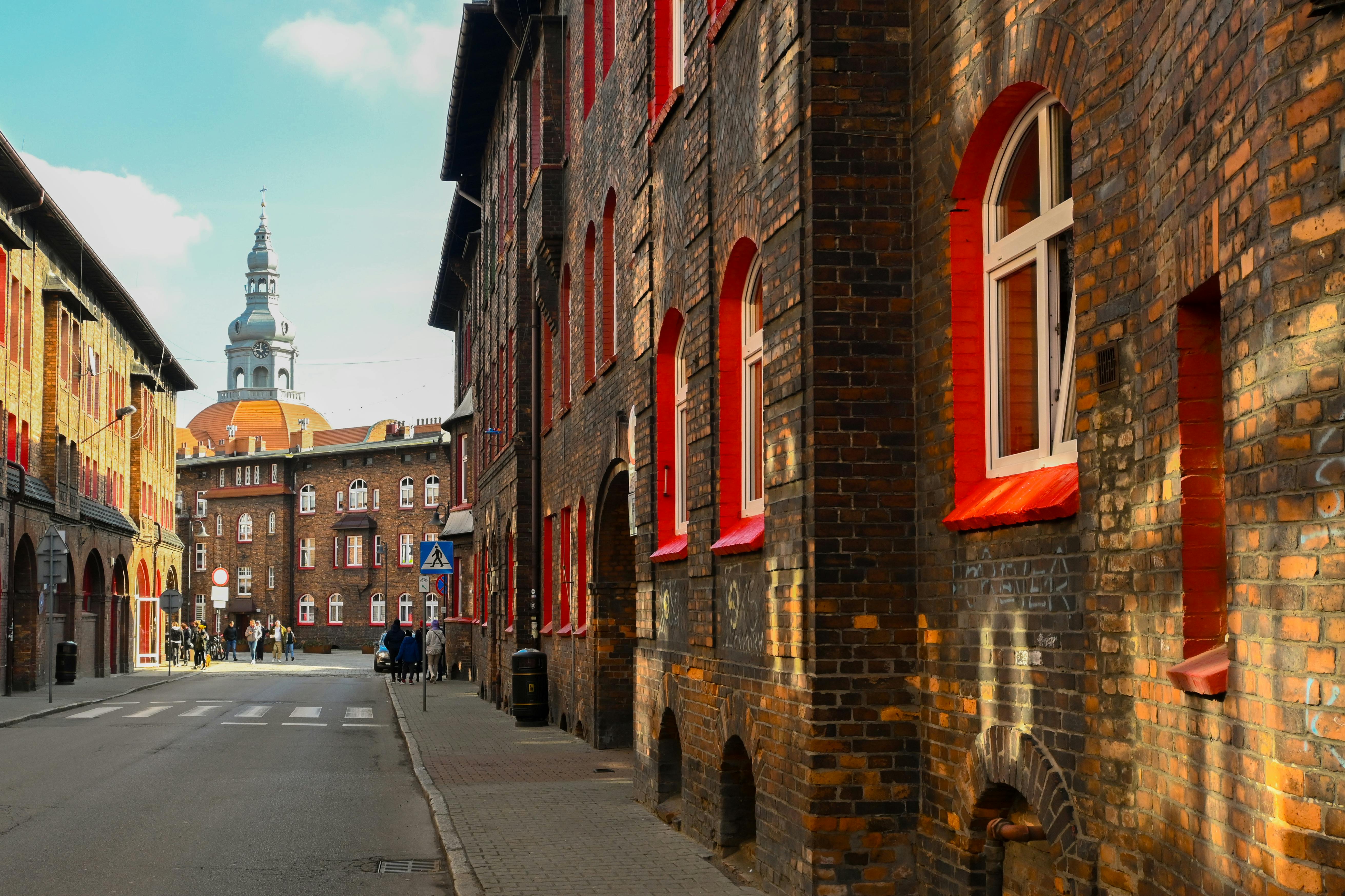 Rynek nieruchomości w Legnicy: Potencjał inwestycyjny miasta