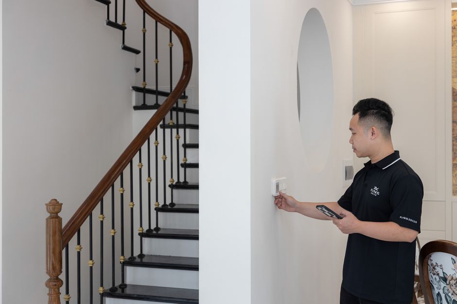 Inteligentny dom jesienią. Jak oszczędzać energię ze smart home?
